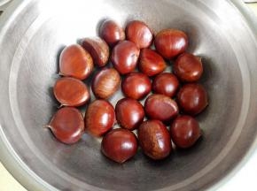2.	沥干水份，