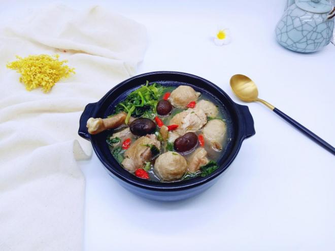 贡丸鸡汤