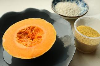 准备好食材和醇浆机。