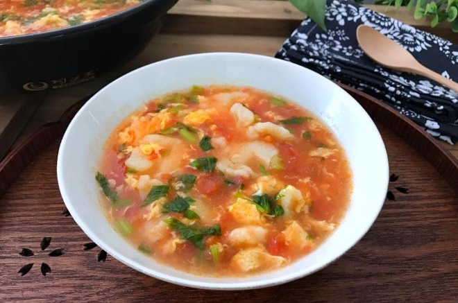 西红柿鸡蛋疙瘩汤