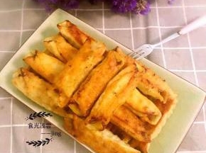 19.外焦里嫩，夹杂淡淡的槐花香，好吃到停不下来。