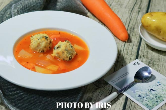 迷迭香番茄鸡肉丸子汤