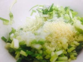 加入盐、糖、鸡精