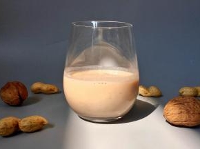 倒入杯子放凉即可饮用，味道香香的