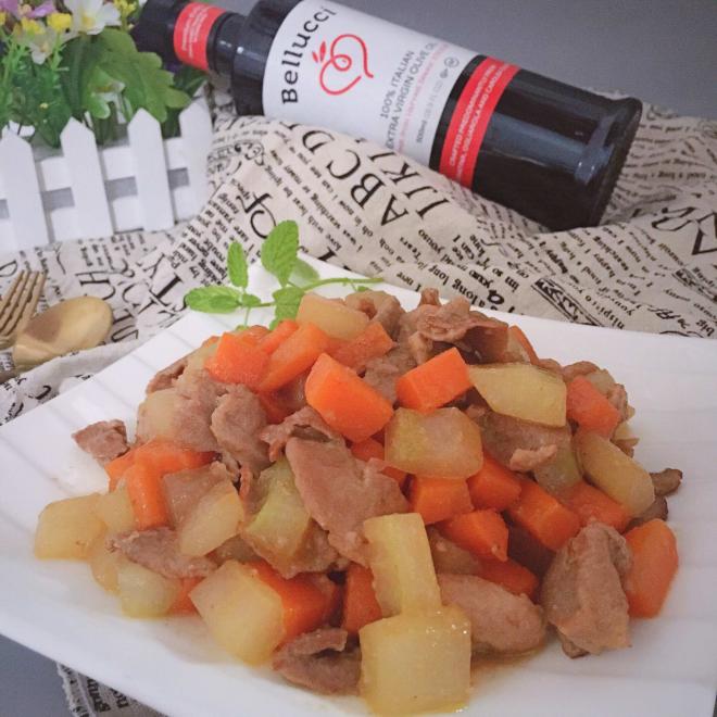 清甜小炒-贝鲁奇橄榄油美食每刻