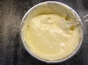 继续翻拌均匀