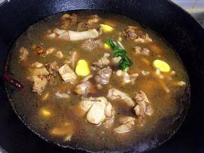 加入没过材料了水，大火煮开转小火煮至25-30分钟。