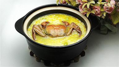 16.鲜美的毛豆蟹粥成熟啦。
