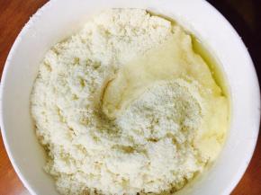 加入21g的蛋清。