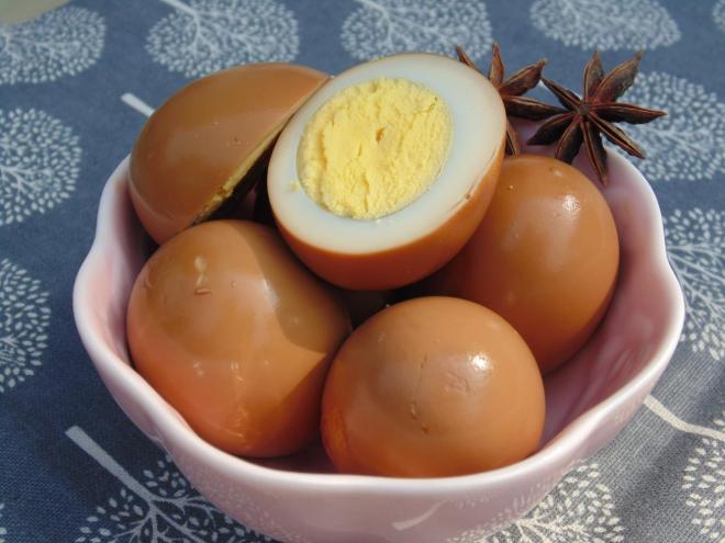 五香卤蛋