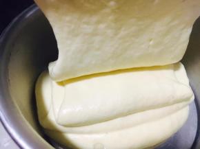 倒入六寸模具里