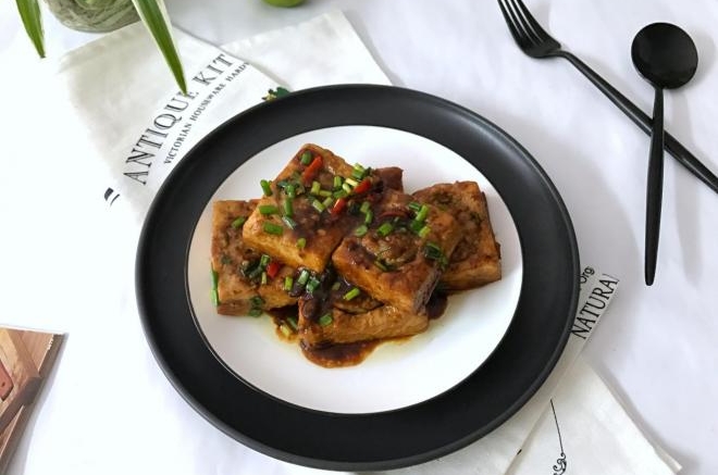 豆腐酿肉煲
