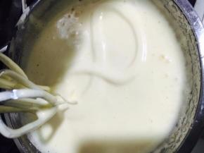 打发至可以写出8字纹路，既3-5秒消失状态！