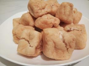 油豆腐165克，手撕开一个口，入味
