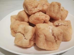 油豆腐165克，手撕开一个口，入味