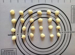 将面团分成24等份