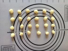 将面团分成24等份