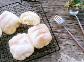 烤箱预热170℃，烤15分钟即可。