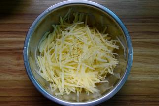 土豆去皮切细丝