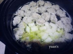 加入橄榄油和冬瓜