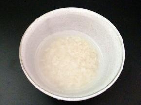大米浸泡2小时