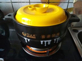 盖上盖子焖十分钟。