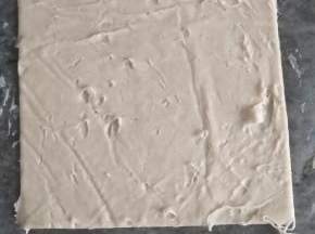 去掉边角，切成四边形