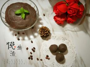 红豆沙馅可以做月饼、蛋黄酥等，用途广泛。