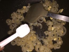 加入1/2匙食用盐