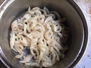 然后切成细长条