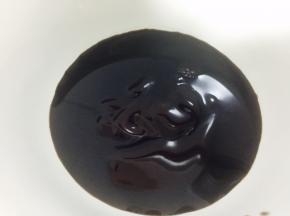 豆瓣酱一大勺，加少许蚝油，拌均匀
