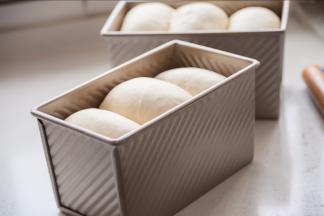 发至9分满，烤箱提前上下火200度预热