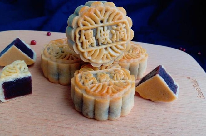 63克广式豆沙月饼