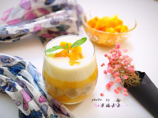 香蕉芒果思慕雪