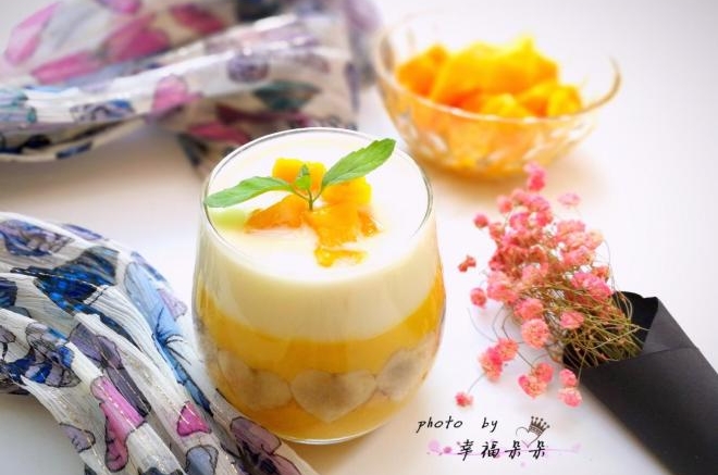 香蕉芒果思慕雪