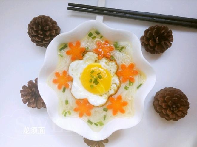 细滑爽口龙须面