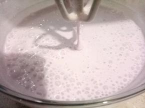 这是打好的状态，发冰箱冷冻5个小时以上就好了