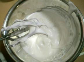 有小尖角，拉出弯勾直立即可。