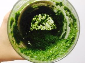 榨成青酱泥，不用太细腻，有点颗粒感会比较好吃
