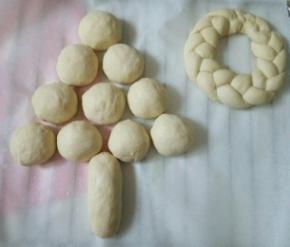 其余两种面包也整理好