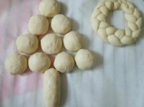 其余两种面包也整理好