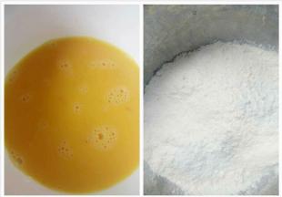鸡蛋打成蛋液，准备好面粉