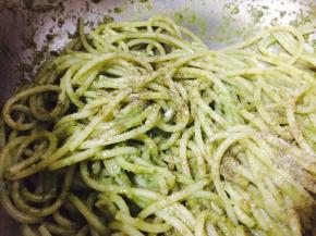 少许盐和黑胡椒粉