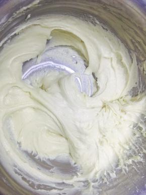 再搅拌均匀，重复这样的动作再来一次。