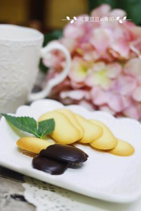 成品图，这个下午茶吃吃，配一杯味道稍微浓重一点的茶，真的是很好的享受，奶香味十足