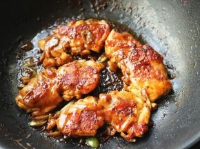 最后收汁完成。