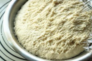 发到2倍大，出现蜂窝。