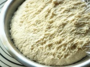 发到2倍大，出现蜂窝。