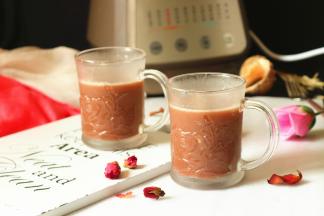 颜色也是粉粉的