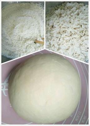 面粉分三次加入水中，边加边搅拌，然后揉成光滑的面团，松弛2小时